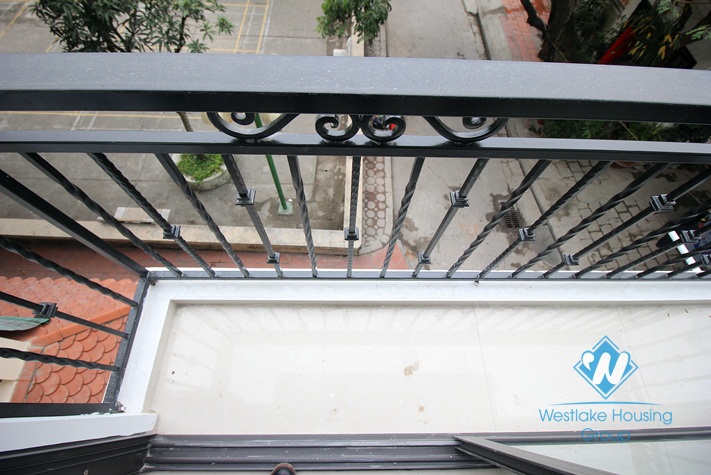 A brandnew and beautiful apartment for rent in Hoang quoc viet, Ha noi
